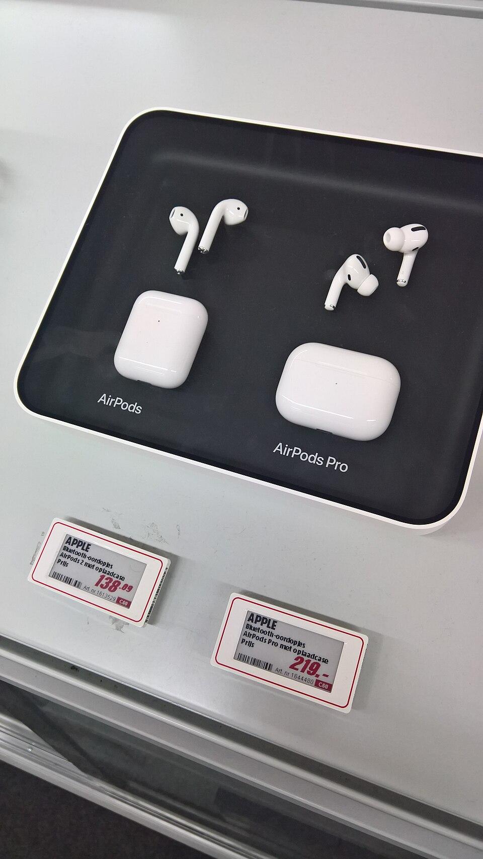 Apple AirPods 4